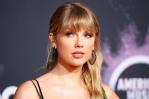 taylor-swift-2-d5149cf2-focus-0-0.24-149-99